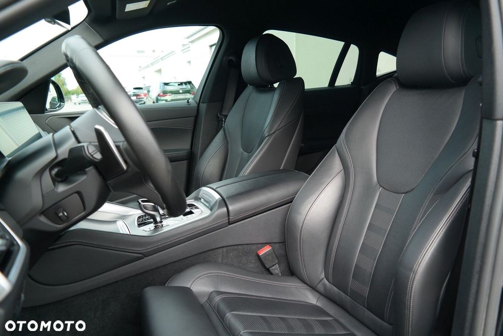 BMW X6 - 12