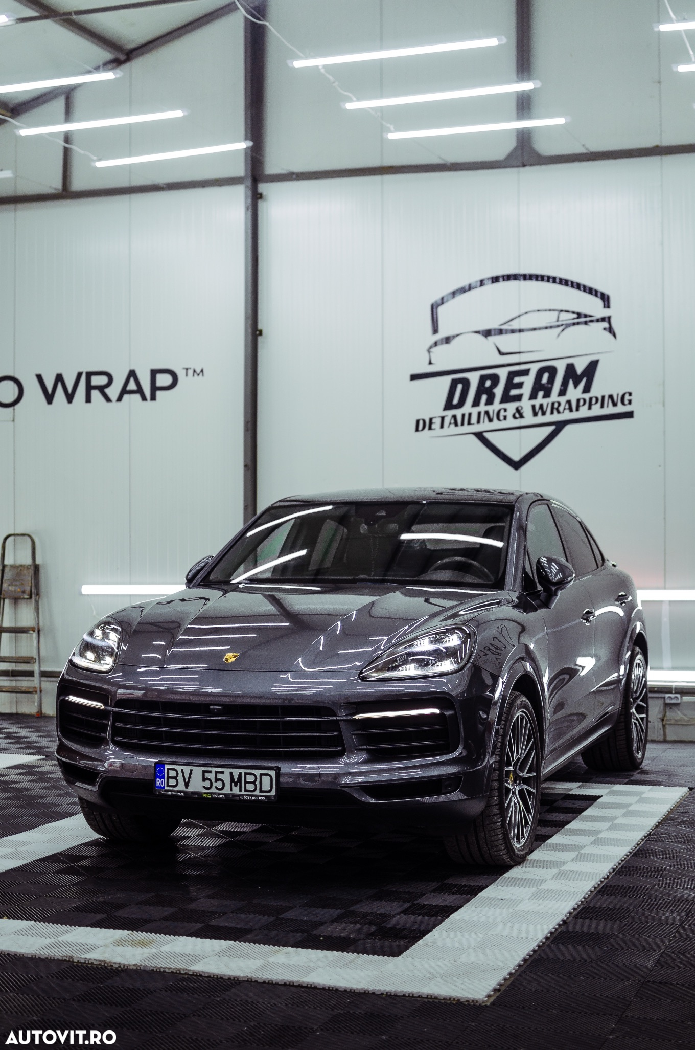 Porsche Cayenne Coupe Standard - 21