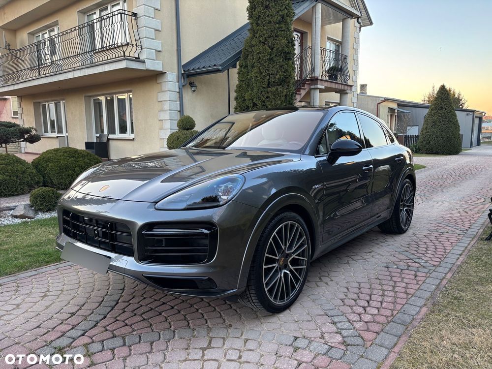 Porsche Cayenne Coupe E-Hybrid - 1
