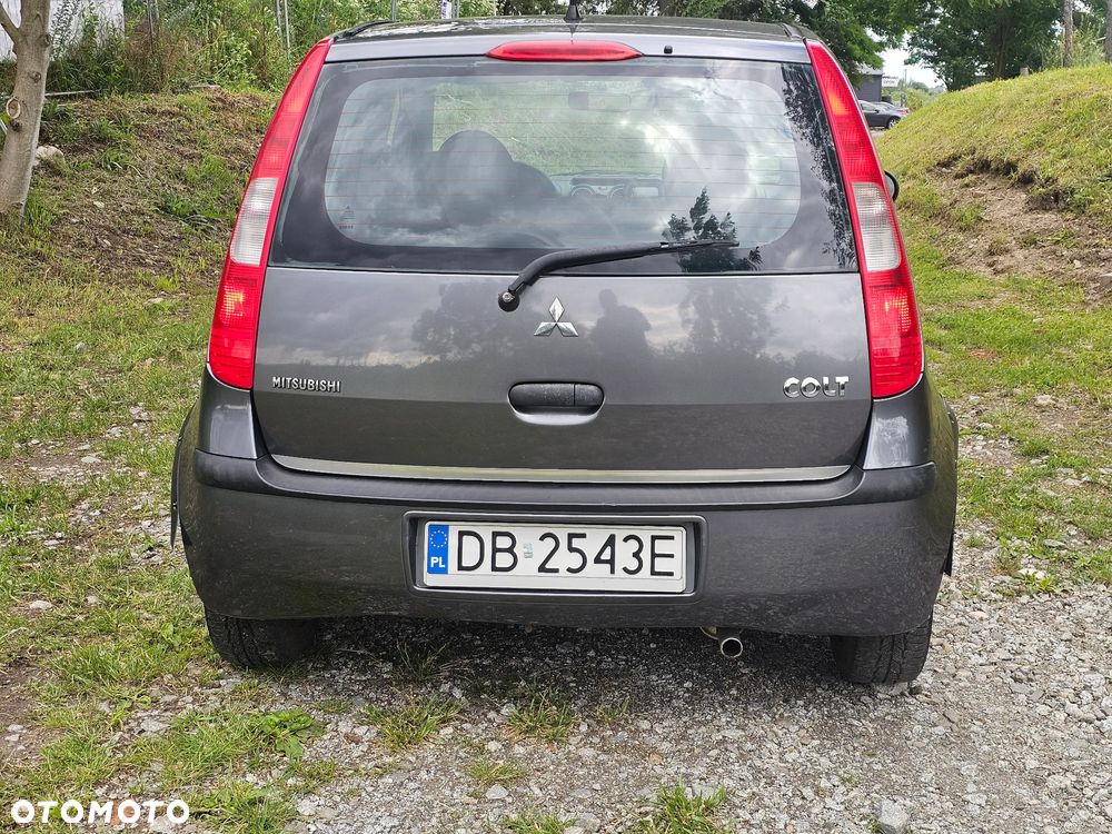 Mitsubishi Colt 1.1 Inform - 11