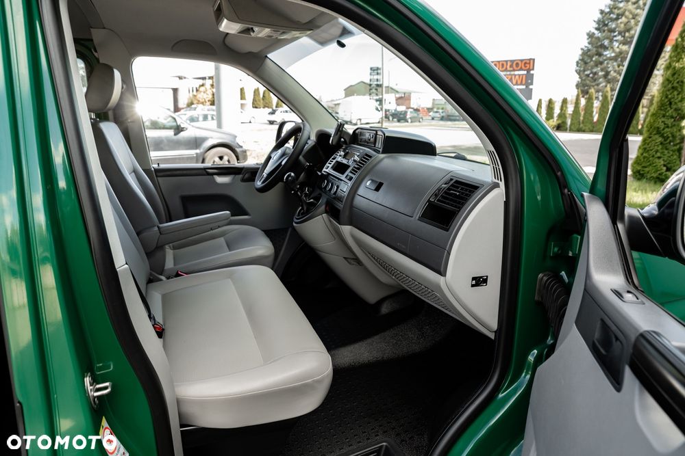 Volkswagen Transporter - 25