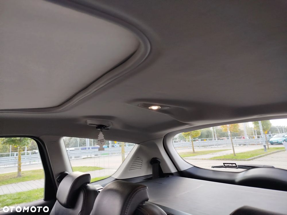 Ford S-Max 2.0 TDCi DPF Titanium - 36