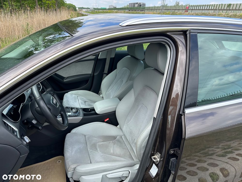 Audi A4 Avant 2.0 TDI DPF multitronic Ambiente - 9