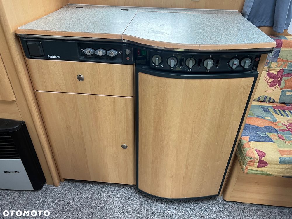 Dethleffs Camper - 14