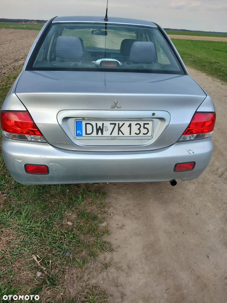 Mitsubishi Lancer 1.6 Comfort - 14