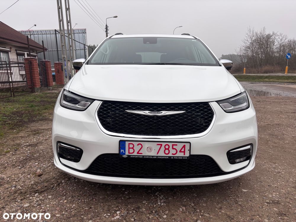 Chrysler Pacifica - 7