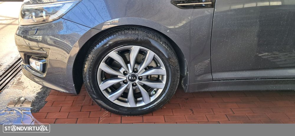 Kia Optima 1.7 CRDI TX Auto. - 2