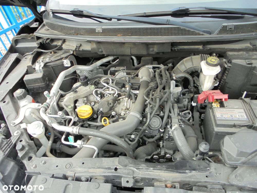 Nissan Qashqai 1.3 DIG-T N-WAY - 24