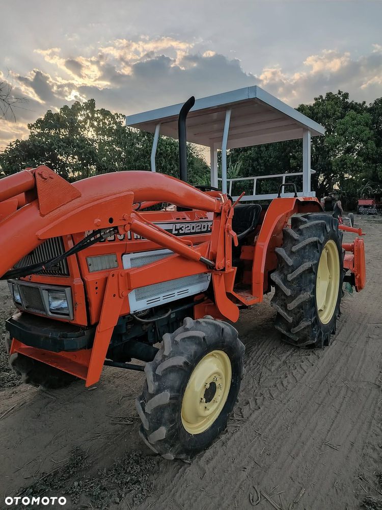 Kubota L320DT - 13
