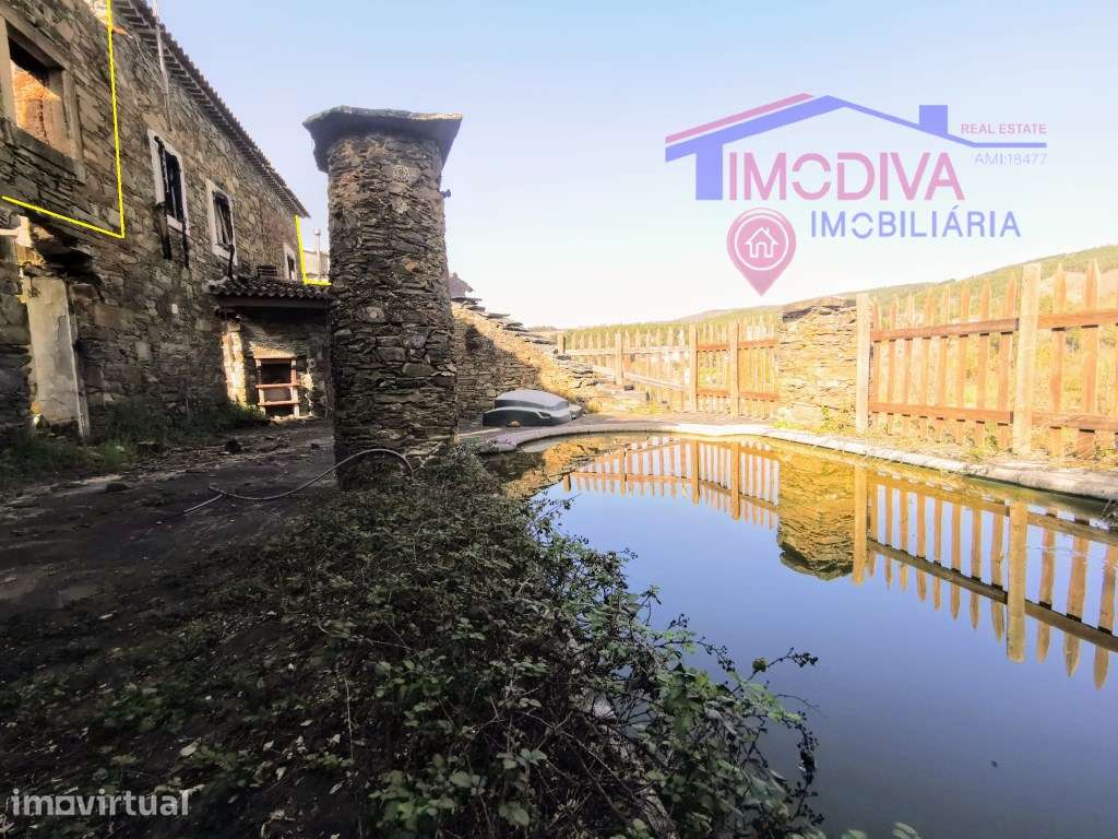 Moradia para reconstrução, com piscina e logradouro próximo de Cast... - Grande imagem: 4/15