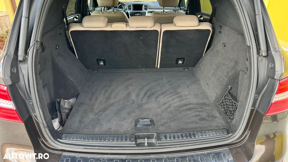 Mercedes-Benz ML 350 BlueTec 4MATIC Aut - 14