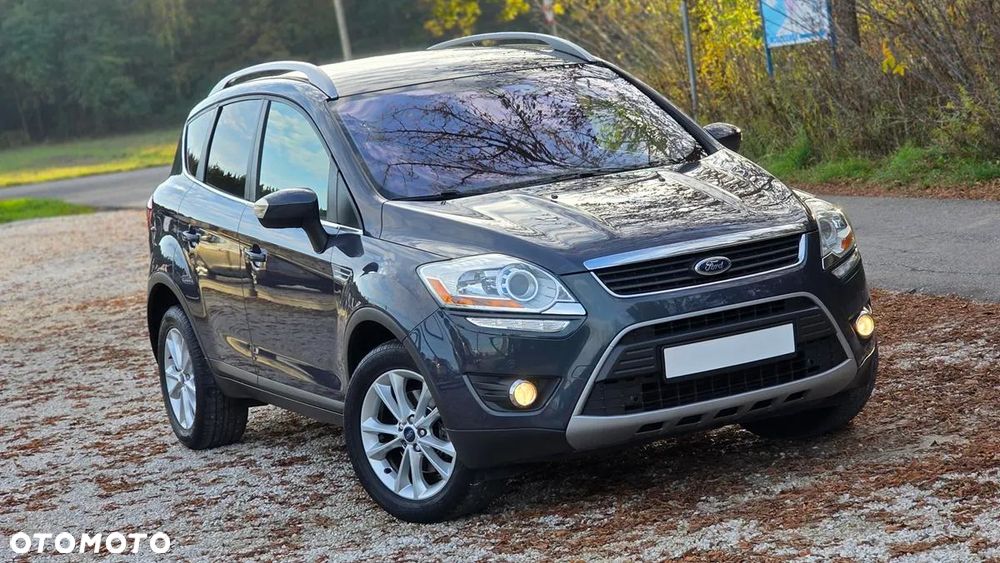 Ford Kuga 2.0 TDCi 2x4 Titanium - 39