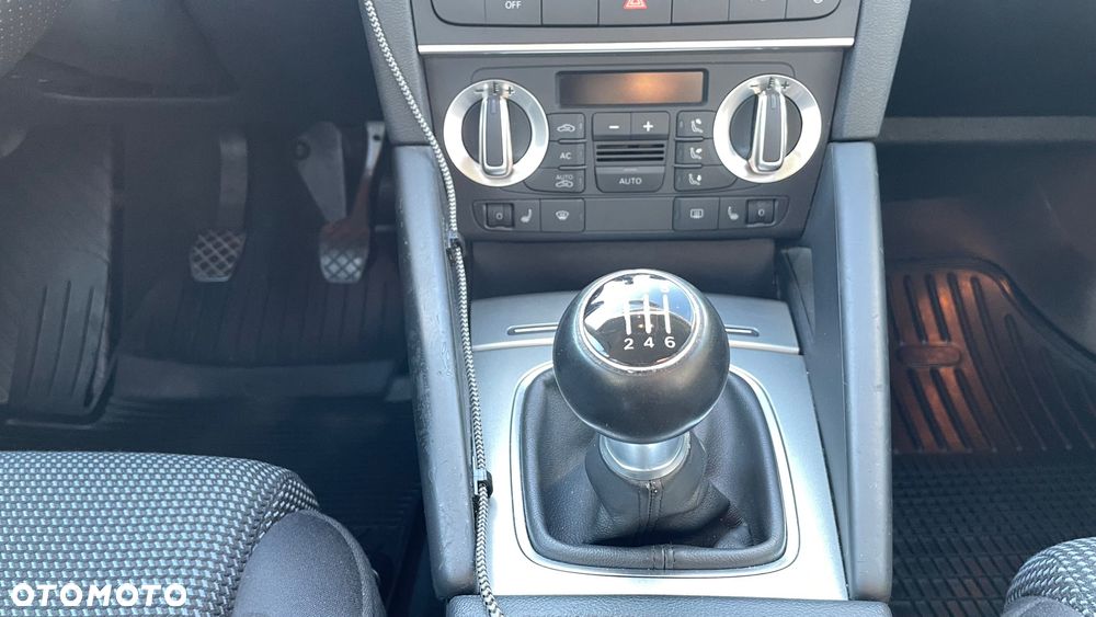Audi A3 ver-1-4-tfsi-ambition - 12