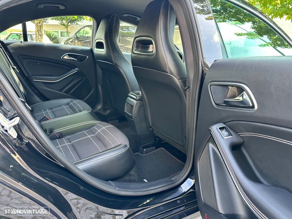Mercedes-Benz CLA 220 CDI Urban Aut. - 34