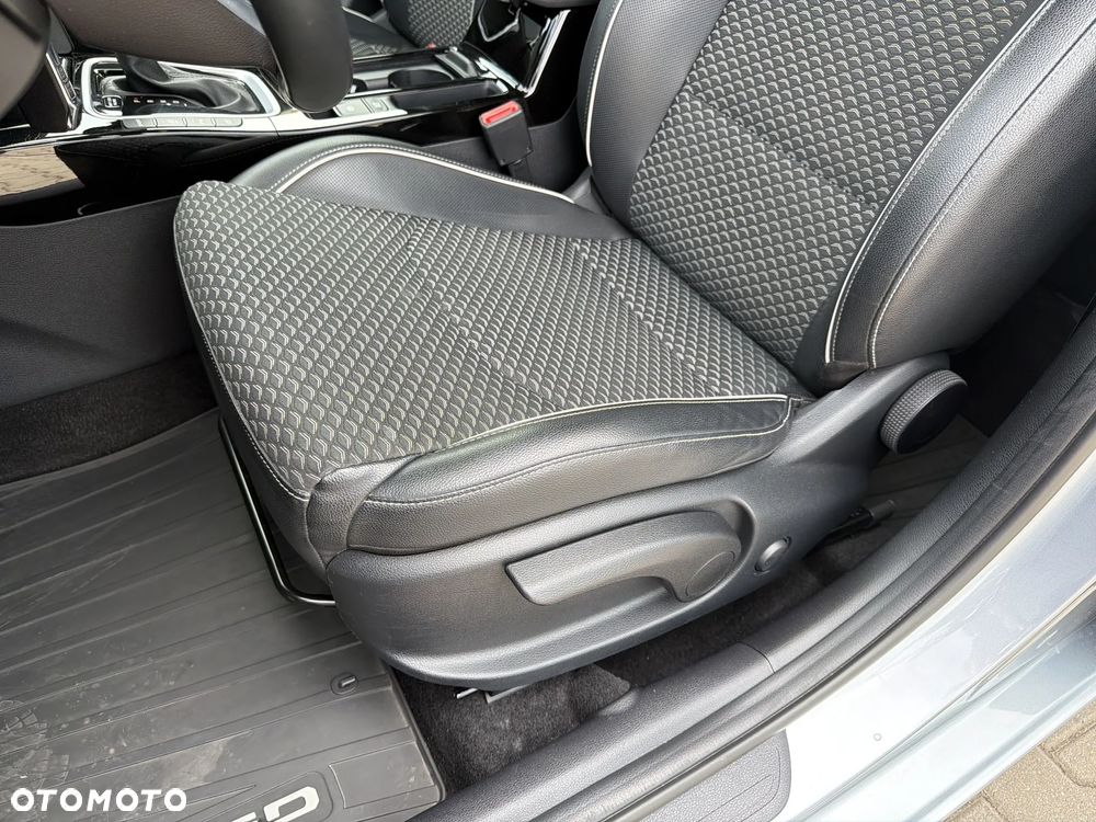 Kia Ceed 1.5 T-GDI Business Line DCT - 13