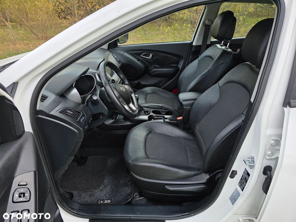 Hyundai ix35 1.7 CRDi 2WD blue Comfort - 16