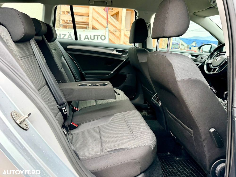 Volkswagen Golf 1.6 TDI Comfortline - 20