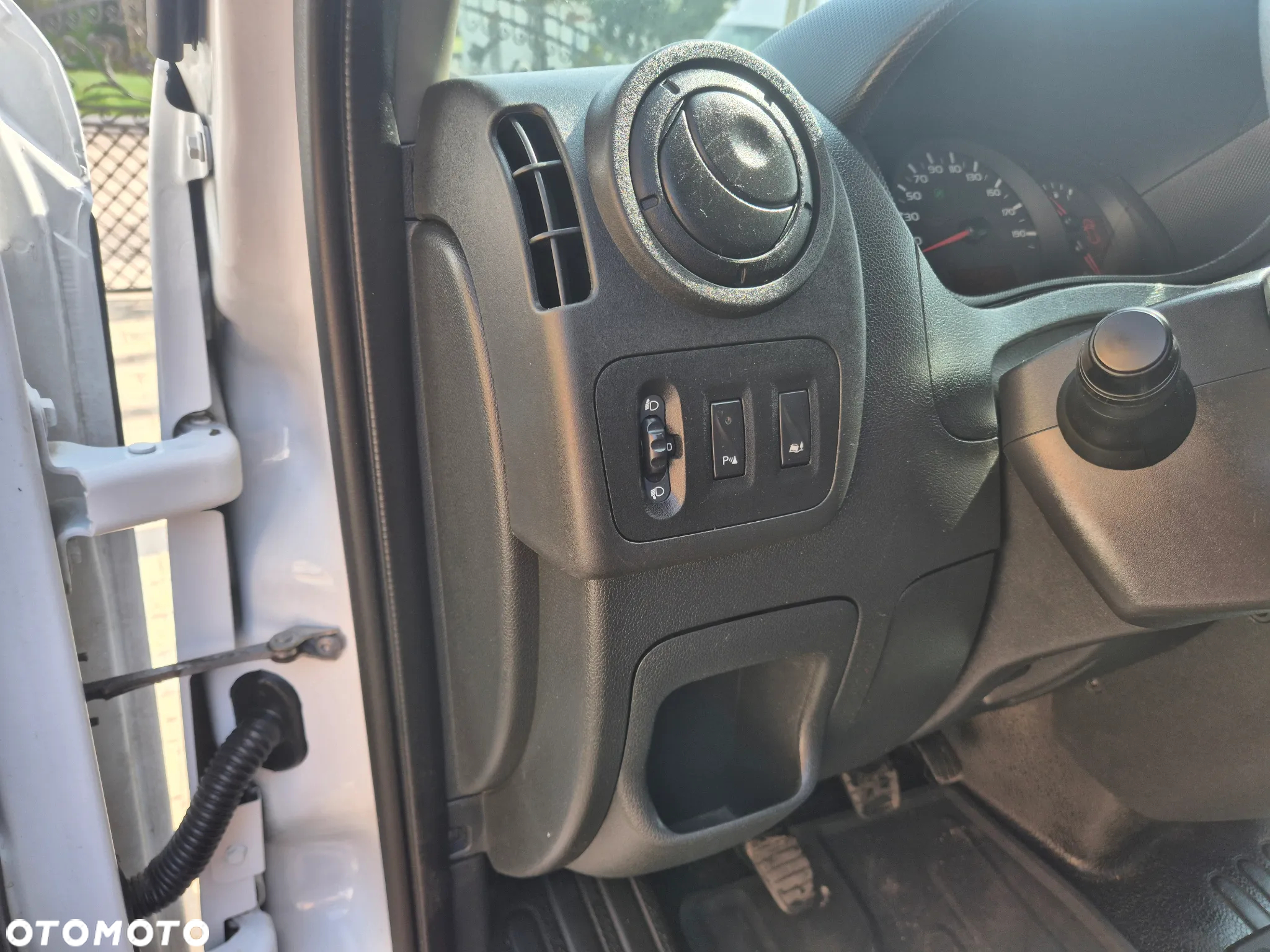 Renault MASTER L3H2 2.3 145KM BRYGADÓWKA 7 OSÓB KLIMA SPROWADZONY NAVI KAMERY - 27