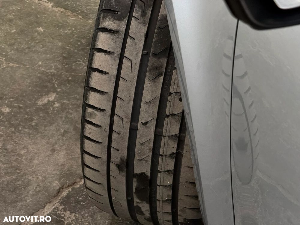 Skoda Octavia 1.6 TDI DSG Ambition - 32