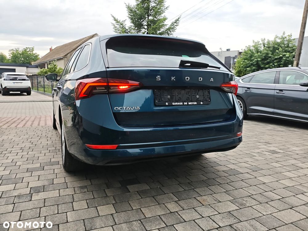 Skoda Octavia 2.0 TDI Style - 10