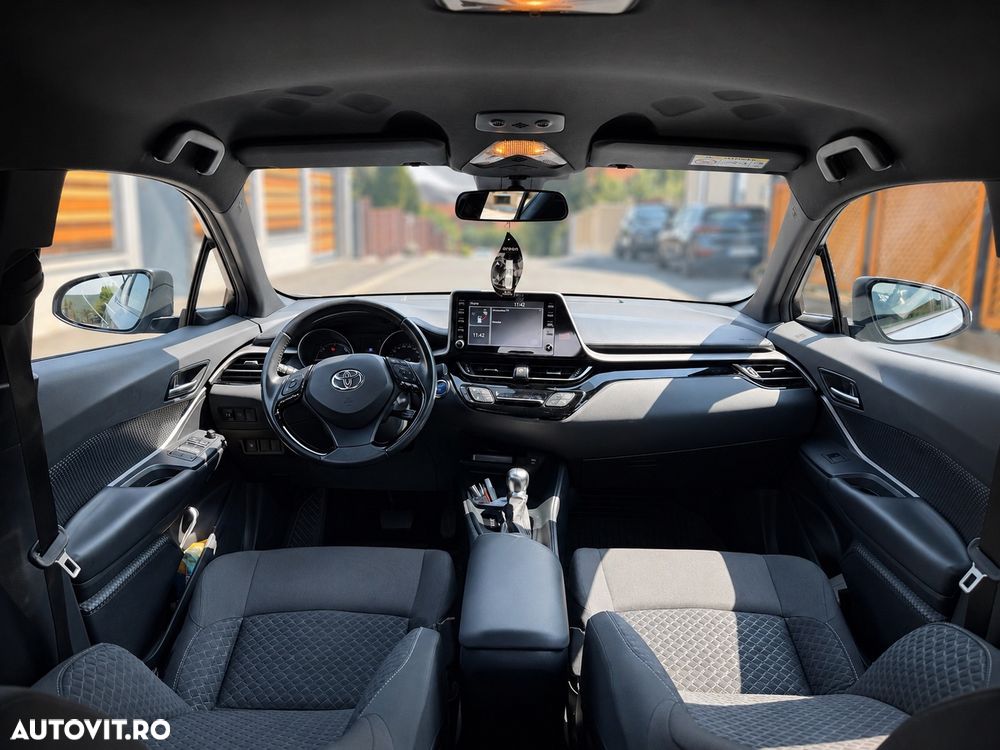 Toyota C-HR - 18