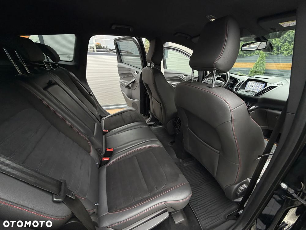 Ford Kuga 2.0 TDCi FWD ST-Line - 17