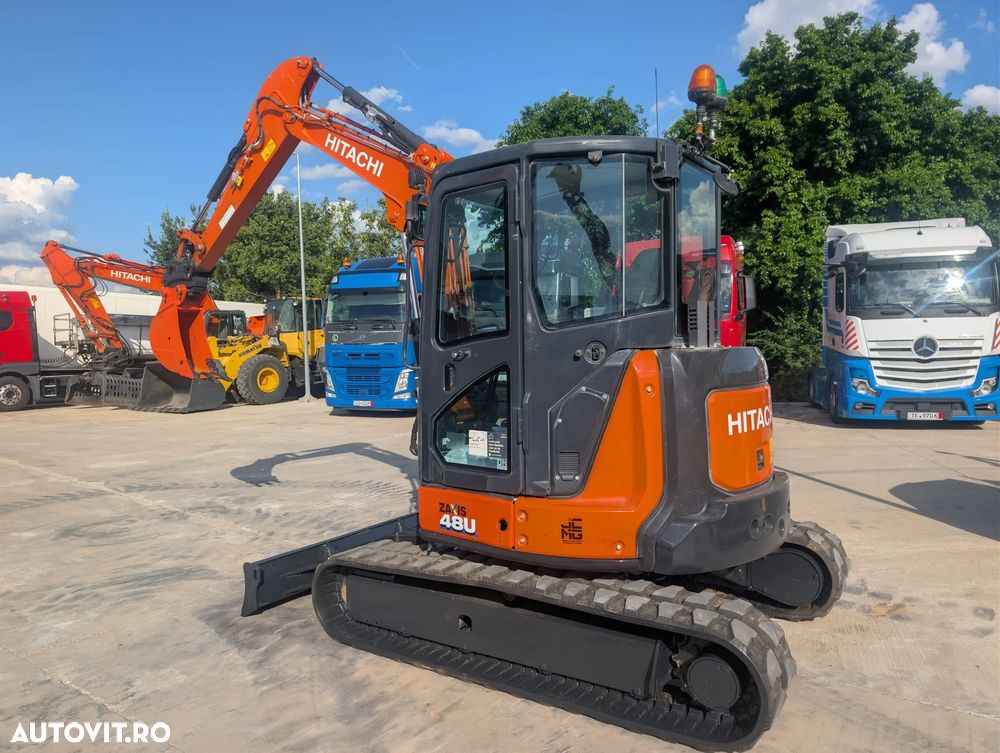 Hitachi ZX48U-6, 2023, 2.662h, CUPLA RAPIDA HIDR+3 CUPE NOI, Lama nivelare, Masa operationala 5t, latime 2m, ad sapare 4m, ridica 2,6t, Aer cond, Antifurt, senile 80% ok, posibil leasing 4 ani, PROMOTIE 39.500 EUR+Tva - 3