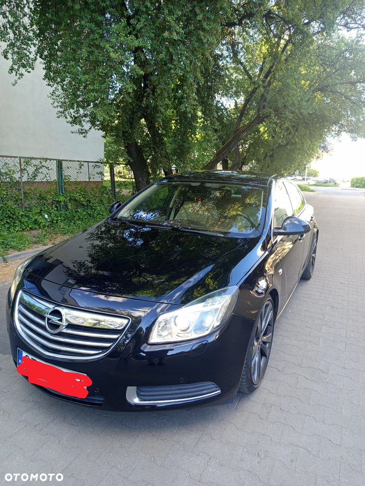 Opel Insignia 2.0 T Cosmo - 1
