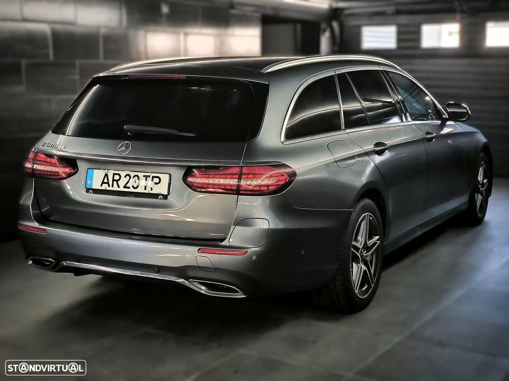 Mercedes-Benz E 300 de AMG Line - 4