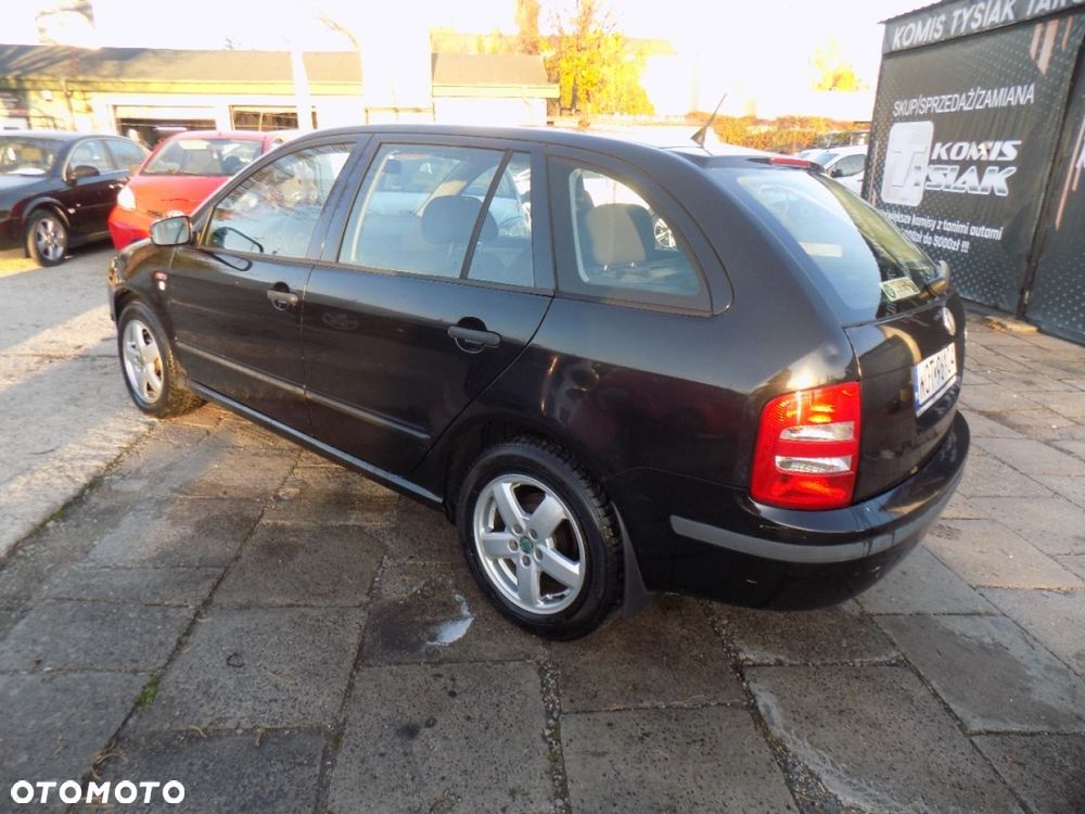 Skoda Fabia - 4