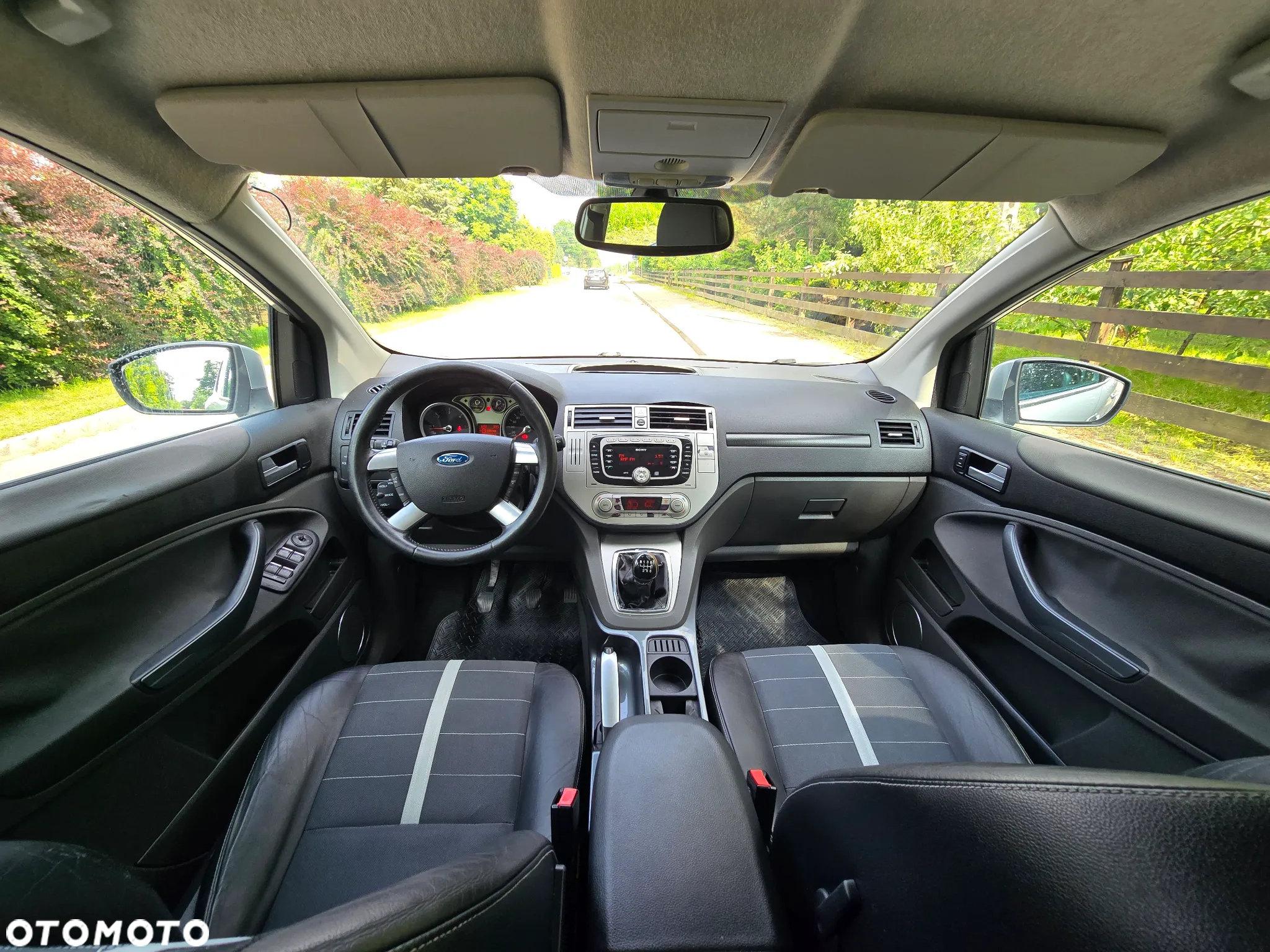 Ford Kuga 2.0 TDCi Titanium - 8
