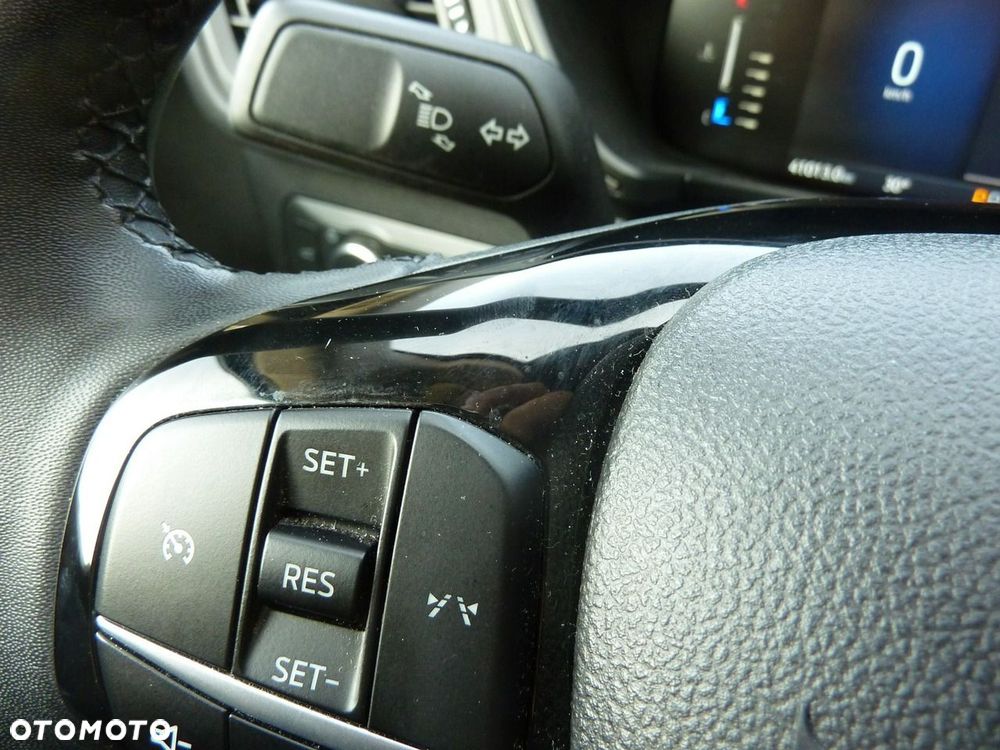 Ford Escape - 35