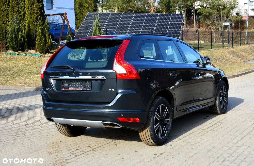 Volvo XC 60 D3 Momentum - 3