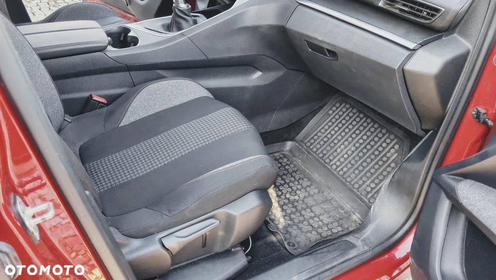 Peugeot 3008 1.2 PureTech GPF Active S&S - 25