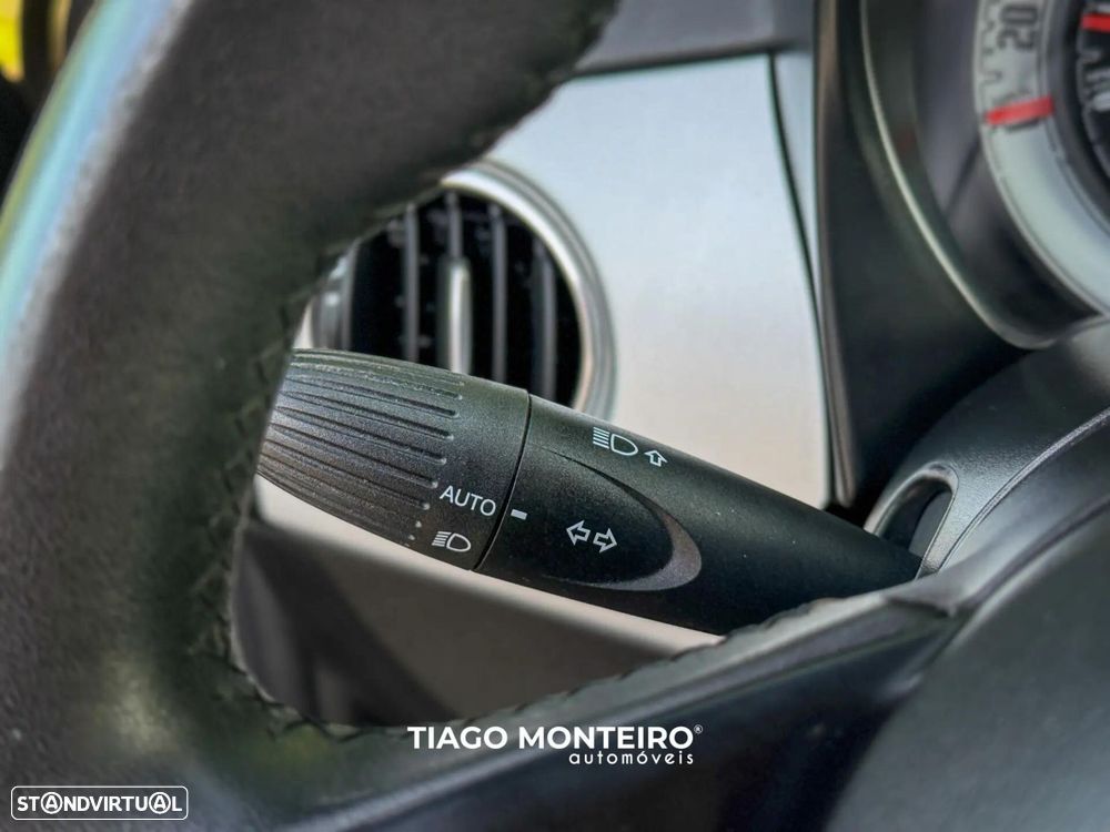 Fiat 500 1.0 Hybrid Connect - 41