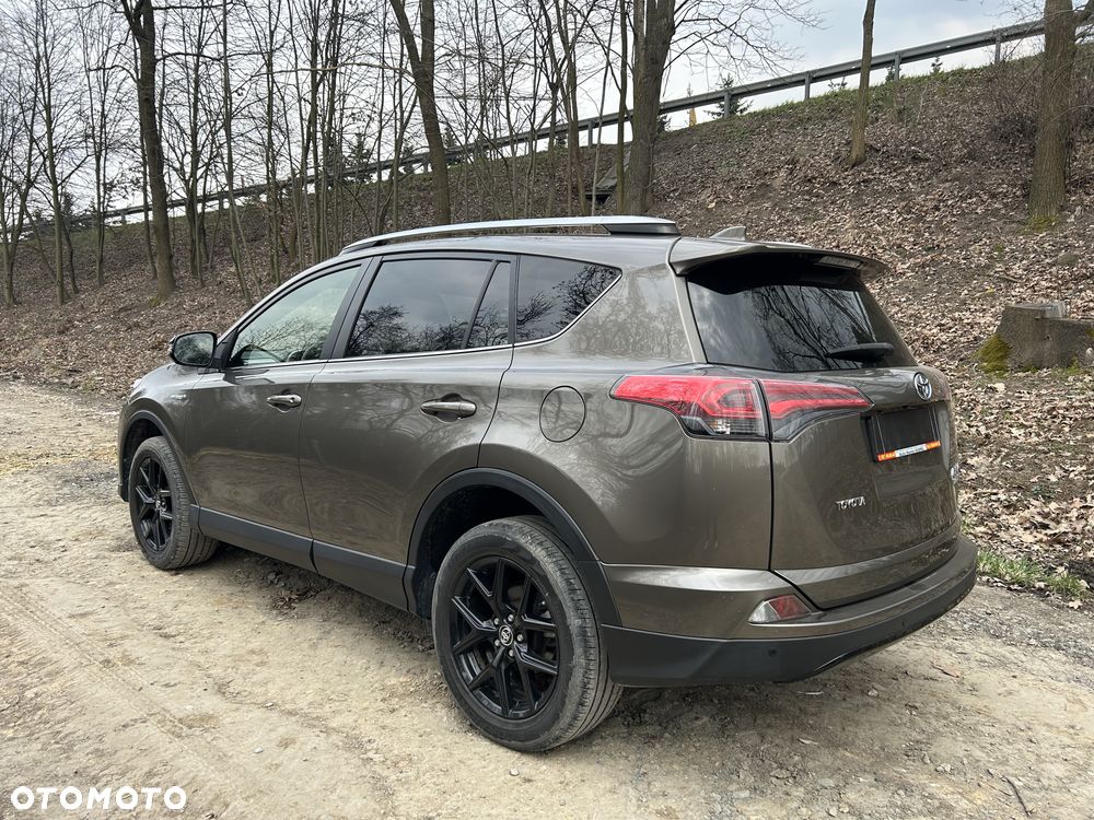 Toyota RAV4 - 5