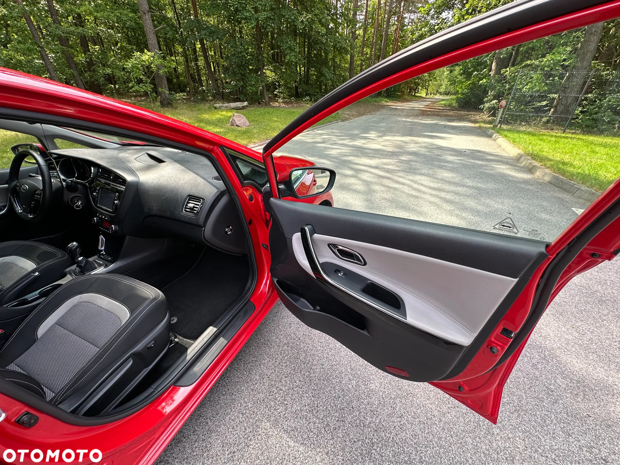 Kia Ceed 1.6 GDI Platinum Edition - 30