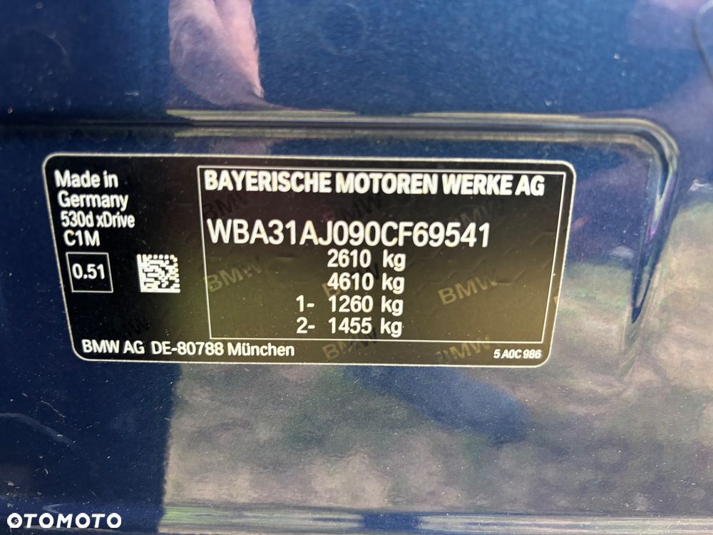 BMW Seria 5 530d xDrive - 34