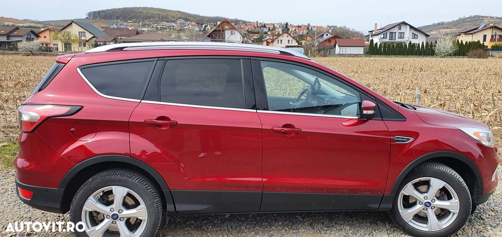 Ford Kuga 1.5 EcoBoost 2WD Titanium - 1