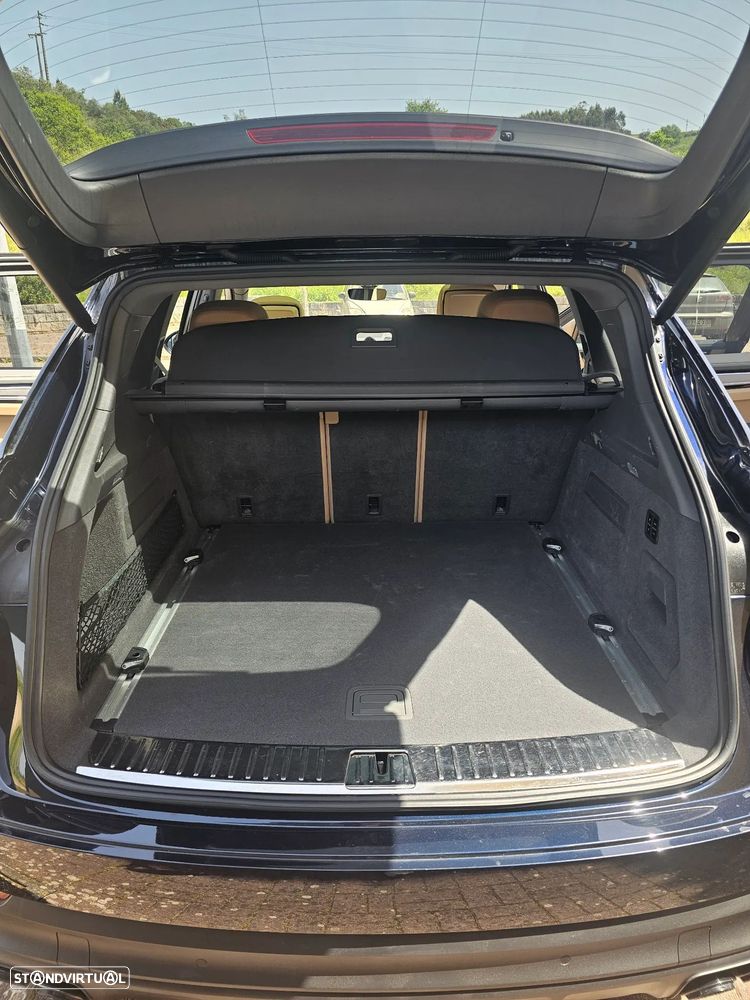 Porsche Cayenne - 14