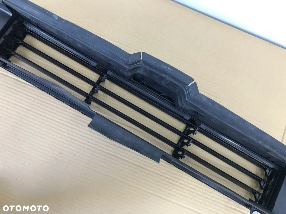 Żaluzja Audi e-tron 4KE121223 wlot kierownica powietrza - 14