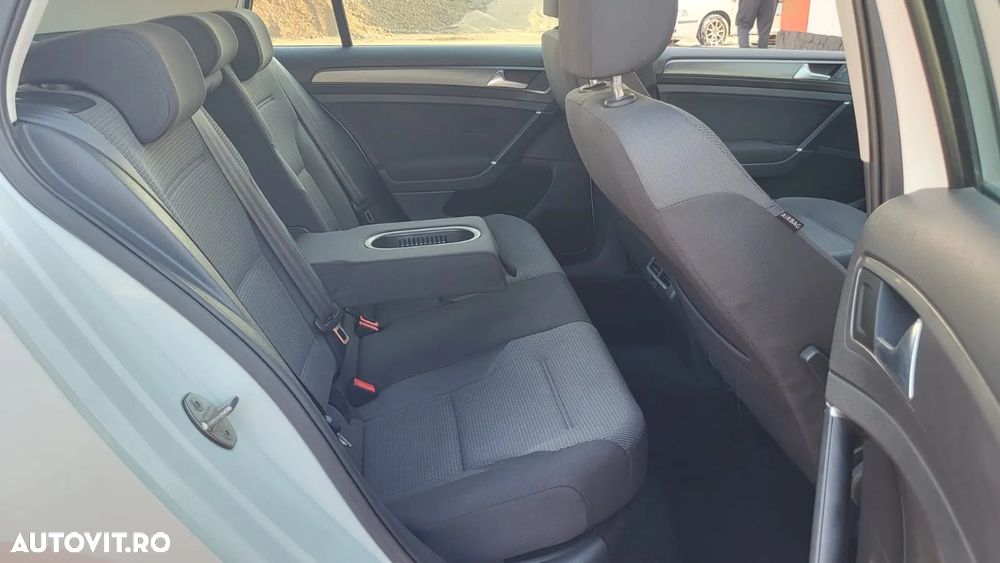 Volkswagen Golf 1.2 TSI BlueMotion Technology Comfortline - 17