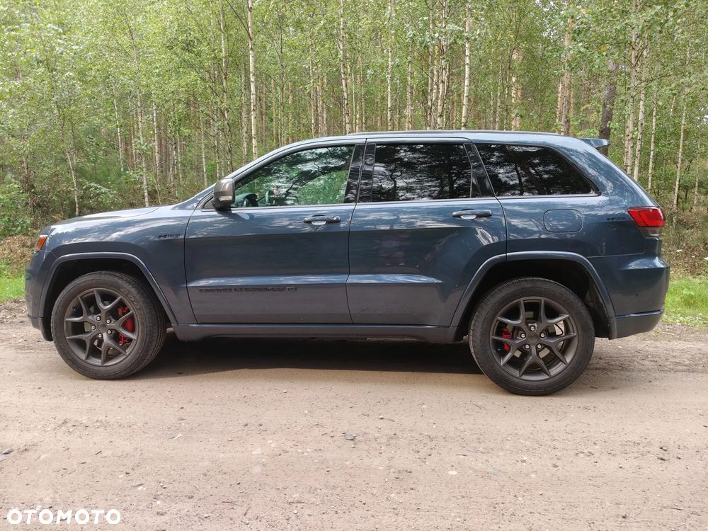 Jeep Grand Cherokee - 8