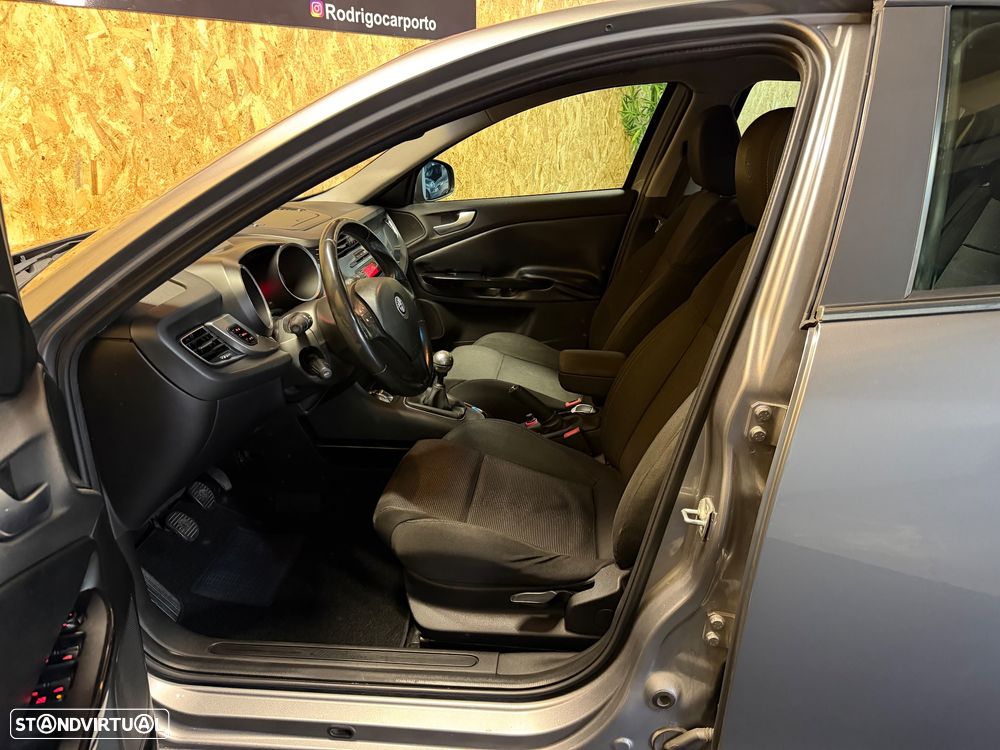 Alfa Romeo Giulietta 1.6 JTDm Veloce - 6