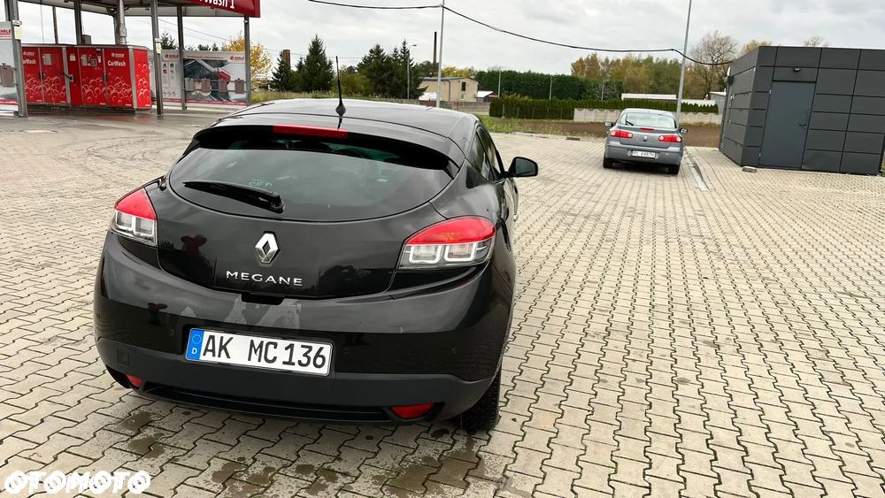 Renault Megane 1.6 16V Color Edition - 6