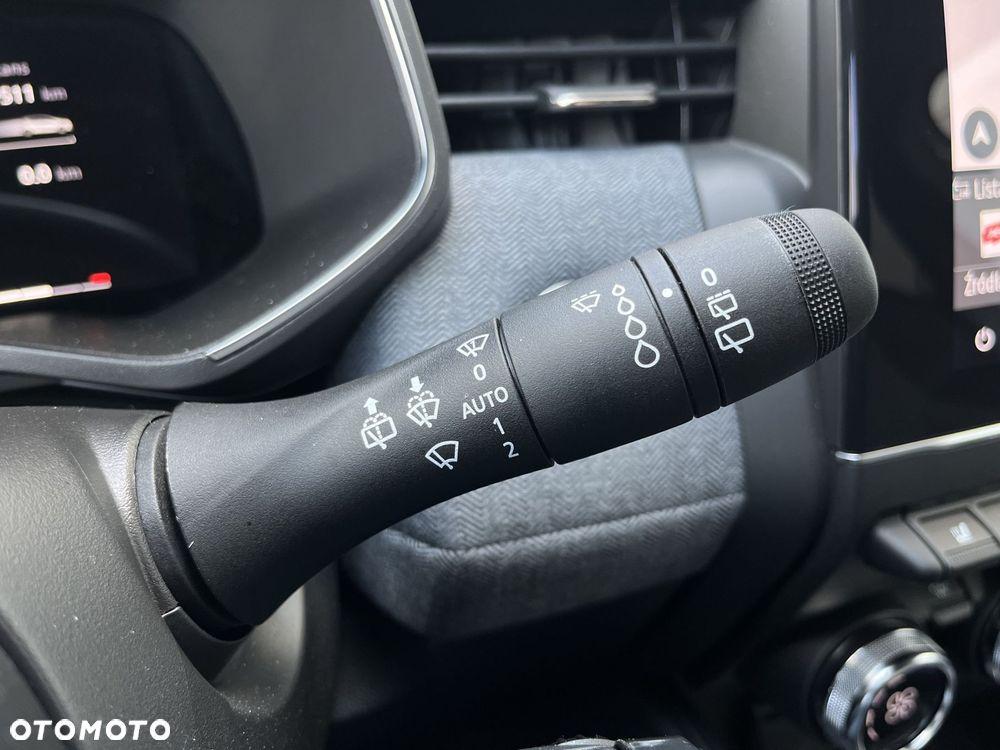 Renault Clio - 23