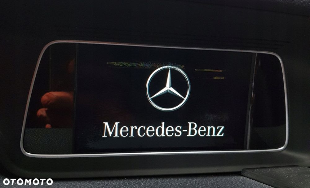 wyświetlacz radia a2129014706 mercedes e-klasa w212 lift eu 2.2 cdi - 12