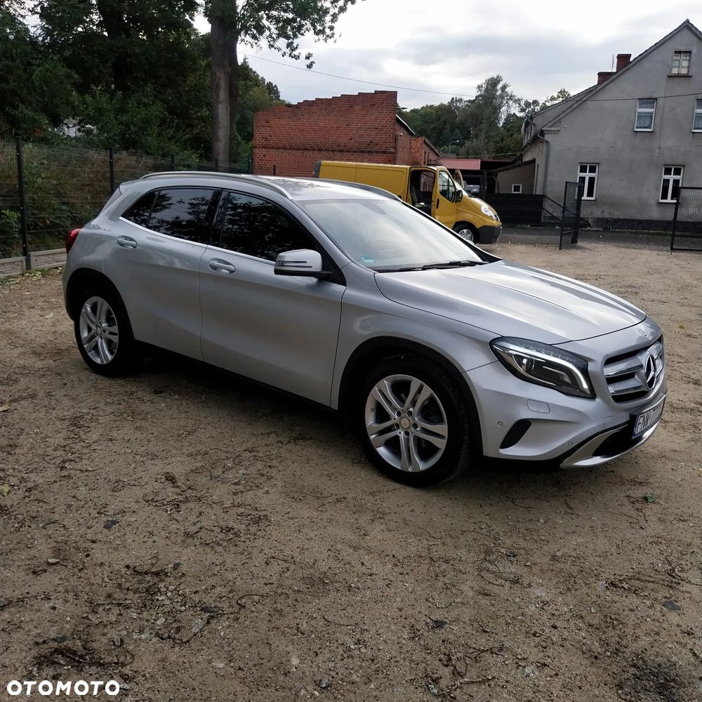 Mercedes-Benz GLA 200 (CDI) d - 14