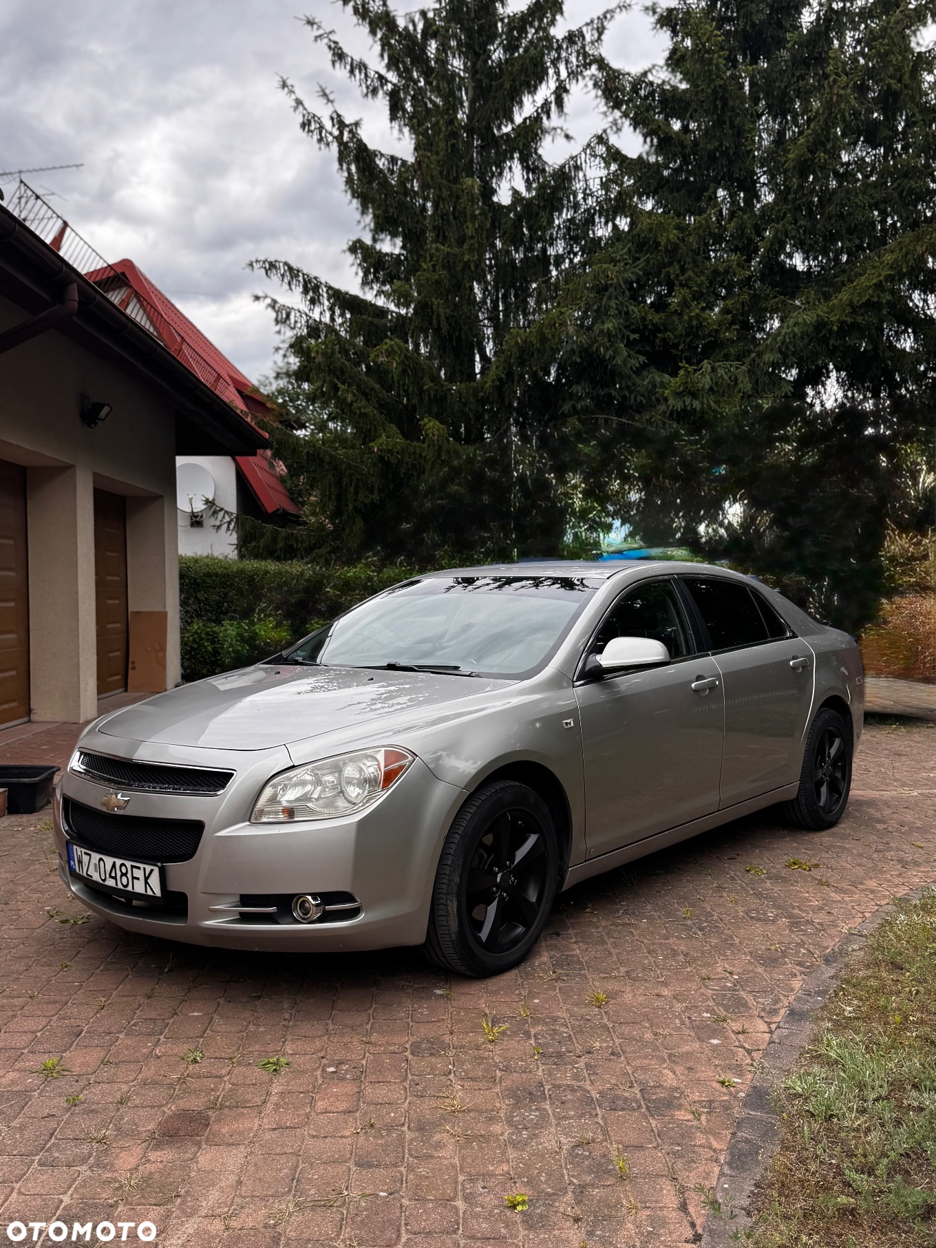 Chevrolet Malibu - 4