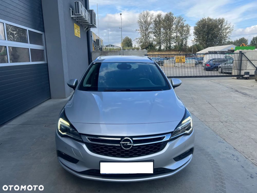 Opel Astra V 1.4 T Elite - 8
